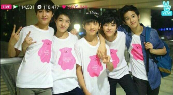 2809Yoo's tweet photo. โห ในรูปคือมาร์คอายุ 15 แฮช เจโน่ แจมิน อายุ 14 ส่วนจีซองอายุ 12.... https://t.co/OEnd5Ip4AO
