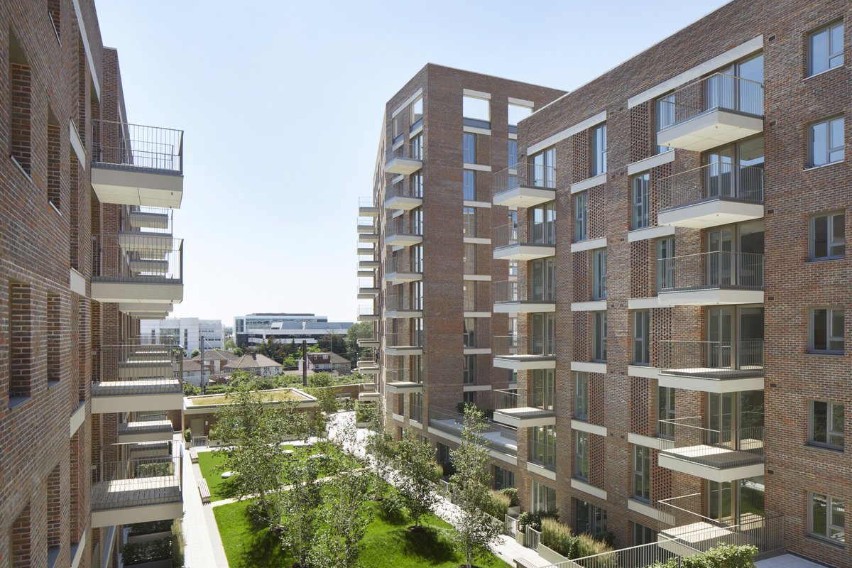 _hubliving_'s tweet image. Our #MaterialStore development in #Hayes has been shortlisted for the @nlalondon Housing Award and @BCIawards Housing Project of the Year. What a wonderful way to end the week! @NewgroundArch @fizzyliving #NLAwards19 #BCIA
