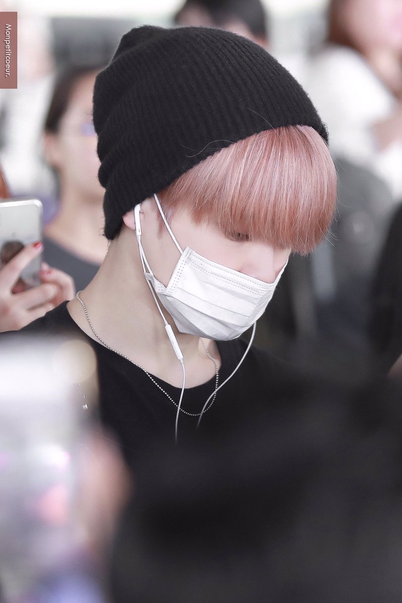 cottonjh97's tweet photo. ราวกับว่าคนละคนพอสีผมเปลี่ยน https://t.co/578bzuar8m