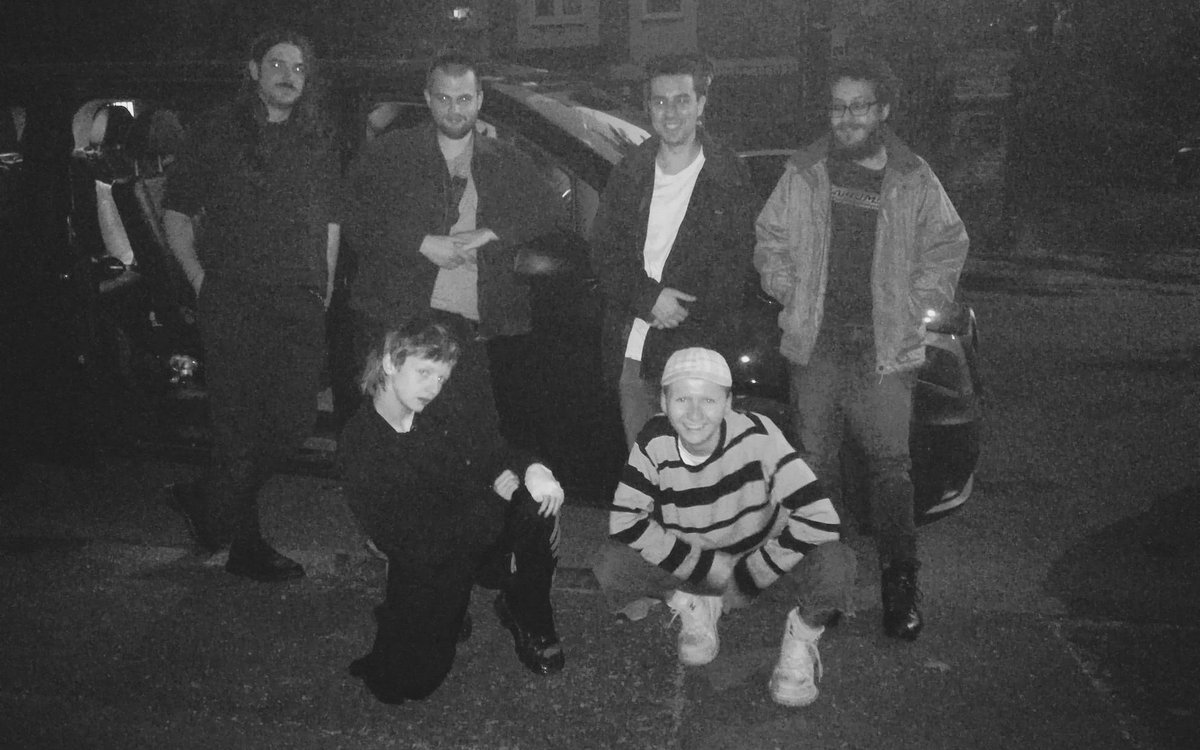 "...precisely why I have become such a super-fan..."

Our review of the debut album from GREAT DAD.

tinyurl.com/y5e994yv