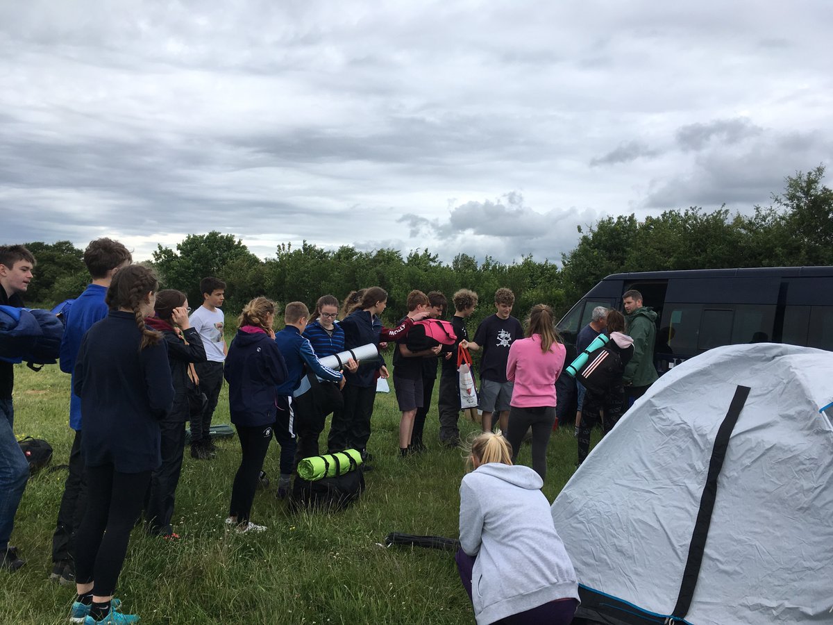 HpsHove's tweet photo. #ValleyChallenge The race is on to get the kit out and the tents up before it rains! ๐ณLetโs beat the rain guys! https://t.co/5Al8X3UrPj