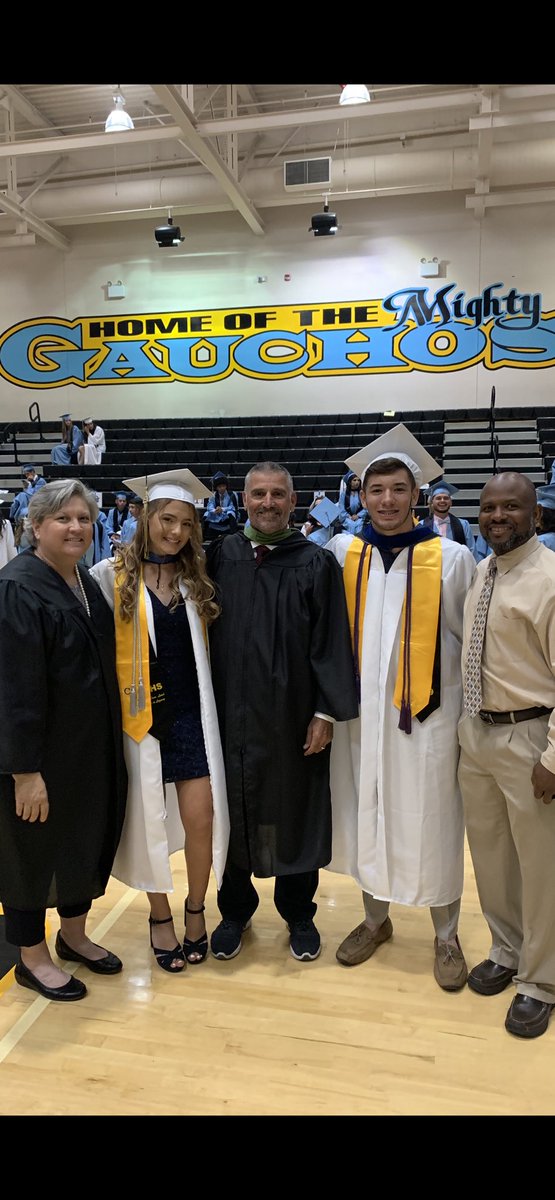 coachpetty15's tweet photo. El Cap’s Athletes of the Year!
Bella - soccer, softball, track.         Evan - football, baseball and WRESTING! You two have left a legacy! Lou congratulations on your retirement! https://t.co/CWyM7u87Gm