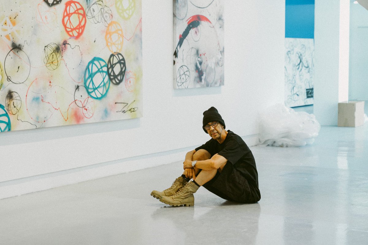 vaultmag's tweet photo. A must-see if you're in Singapore -  CONSTELLATION. The debut solo art exhibition in South East Asia by the New York street art legend &amp; graffiti pioneer - #Futura. 
https://t.co/fUTHpdZtK9 #streetart #graffiti #artshow #graffitiart #singapore #constellation https://t.co/qIf7nqwbO2