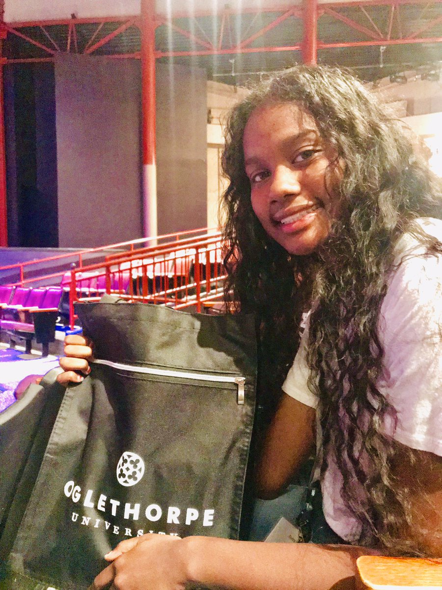 ginambuggs's tweet photo. Today is the 1st day 4 my girls college life. MAP day (Making A Petrel)! Excited for our 2 young ladies. @reyna_buggs @BuggsDebra Dr. Larry Schall gave some sound advices 4 the incoming freshmen. @CoachRichey32 they are ready and focus! #go2class #playworkhard @COLCAGBB https://t.co/2FwbO2X9mz