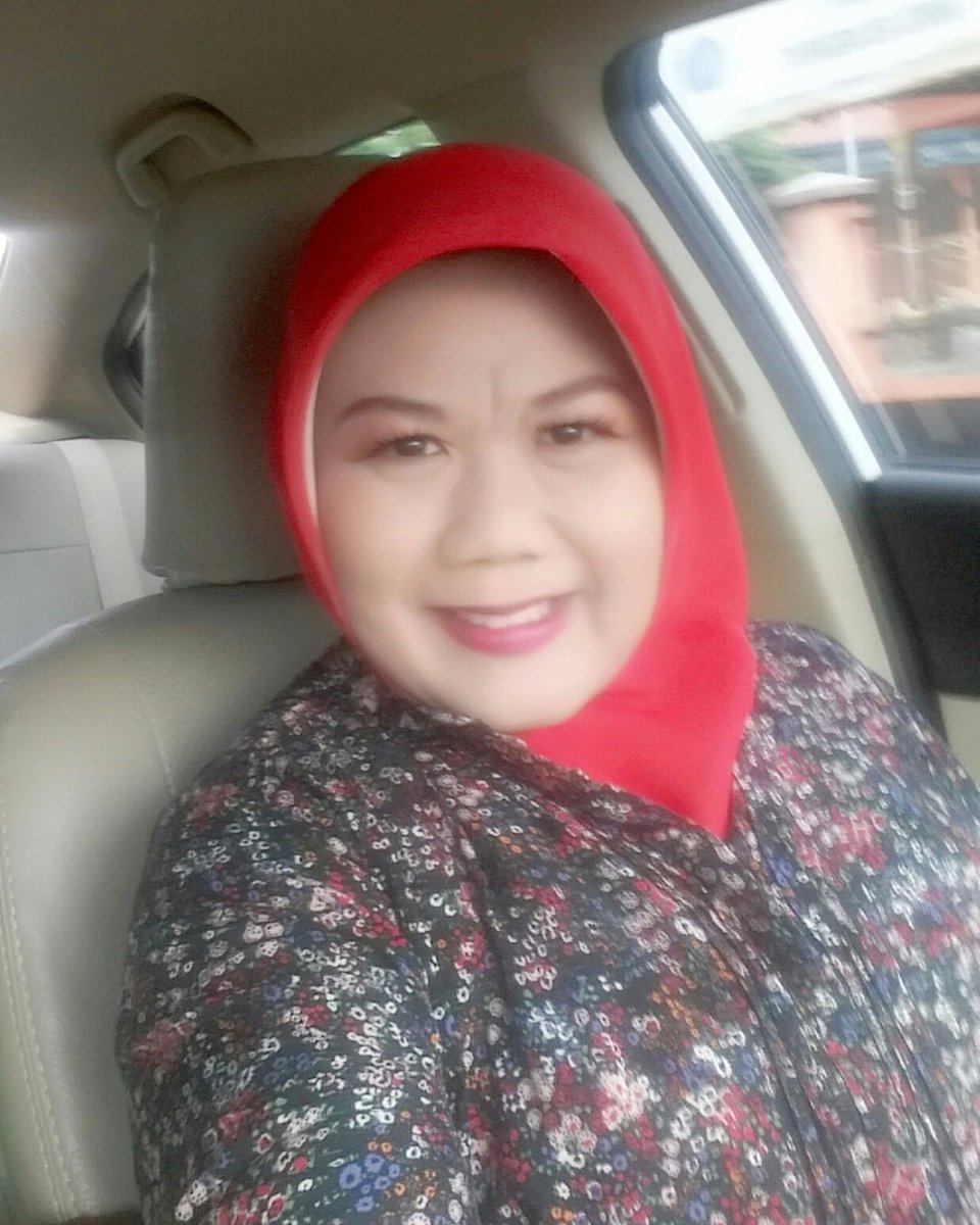 Aku dinas di Riau ingin menghindari Jakarta untuk sementara waktu....