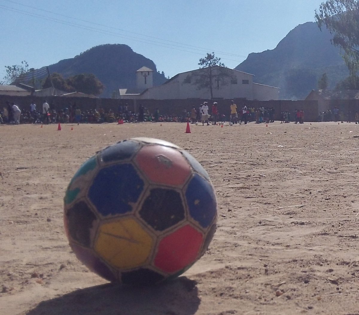 A huge bon voyage to our students and staff heading out to Malawi this afternoon as part of our globally recognised Sport Malawi project.  We are sure you'll have a fantastic experience and look forward to the updates.
