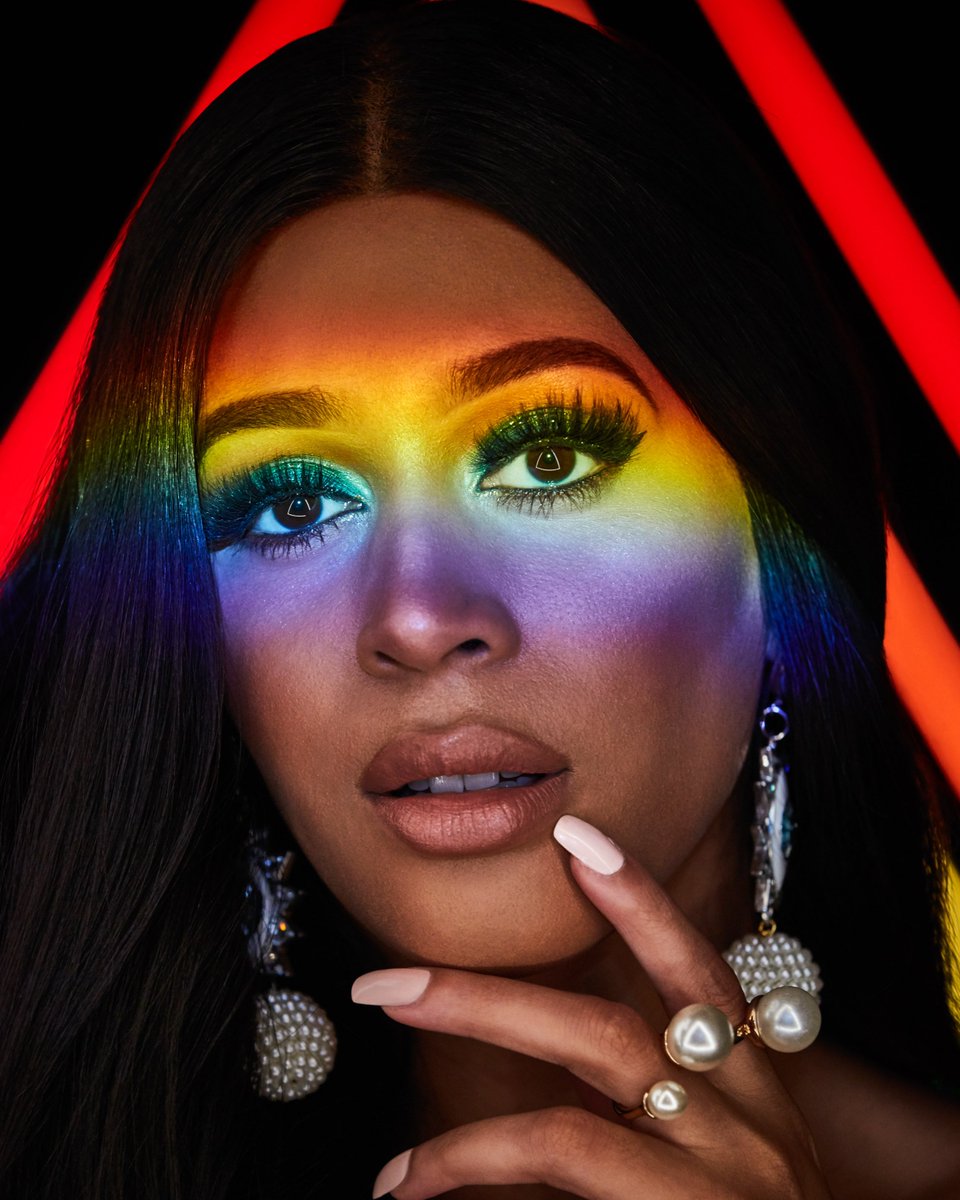 VersaDigital's tweet image. Kicking off #PrideMonth with @netflix and the launch of their new campaign Prism: Celebrating Self Love + Self Empowerment ✌️
Post Production by Versatile Studios.
@jvn @Lavernecox @shannonpurser @MsIsisKing #loveislove #versaretouch