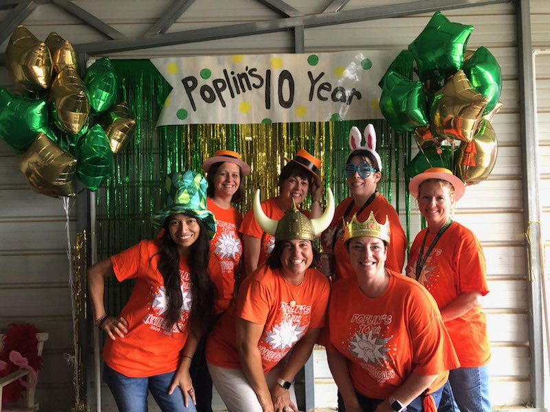 jburnha6's tweet photo. Rains not stopping this Party! Come on over to Wise Acres for @PoplinES_NC 10 Year Celebration! https://t.co/GrwqGOW6UM