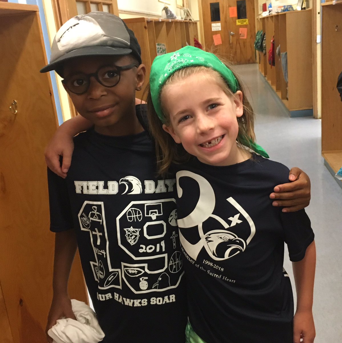 rikdugan's tweet photo. #PASHFieldDay2019 @PrincetonAcadSH #WeAreSacredHeart #Brotherhood #PASHProud #PASH20years https://t.co/MTWYTBJKSk