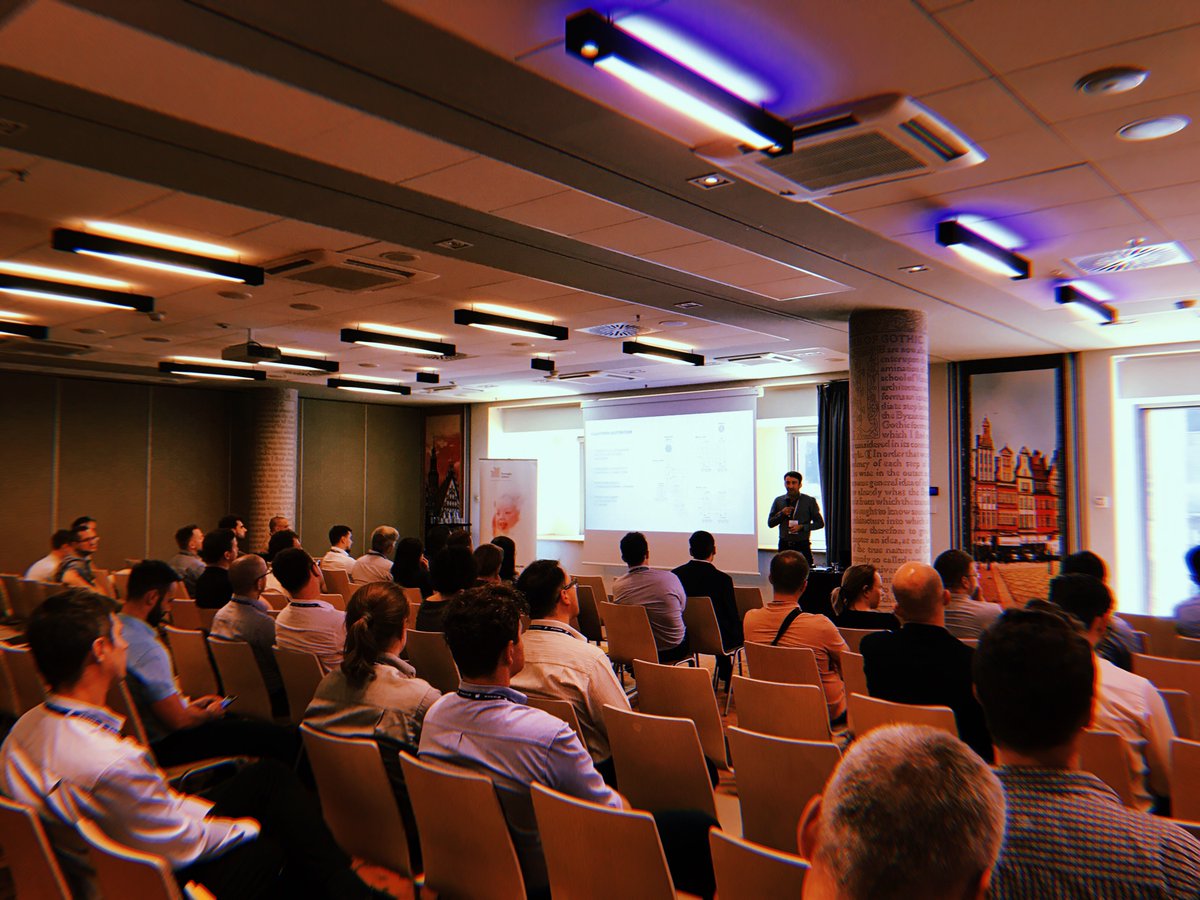 Connectis_pl's tweet photo. Szalony wypad do WROCŁAWIA! 🙉 Towarzyszył nam nasz człowiek 👲 @marekgrabarz. Marek dał czadu na dwóch eventach: 1⃣ IT Expo Poland: 'Time for innovation' 📣 ,,Modern computing in Microsoft Azure" 2⃣ na naszym C_techu 📣 ,,OAuth 2.0 na przykładach". Marku jesteś najlepszy! 🥇 https://t.co/314ko85jnB