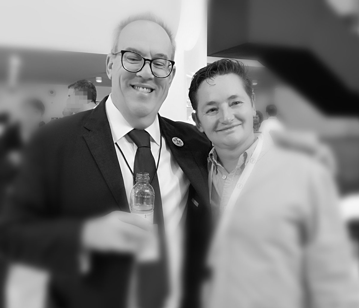MLechet's tweet photo. En #gicca2019 en el Palacio de Congresos Baluarte, con uno de los más grandes profesionales del Mundo, Doctor Ángel Ramos. https://t.co/Sx9v5LoYg0