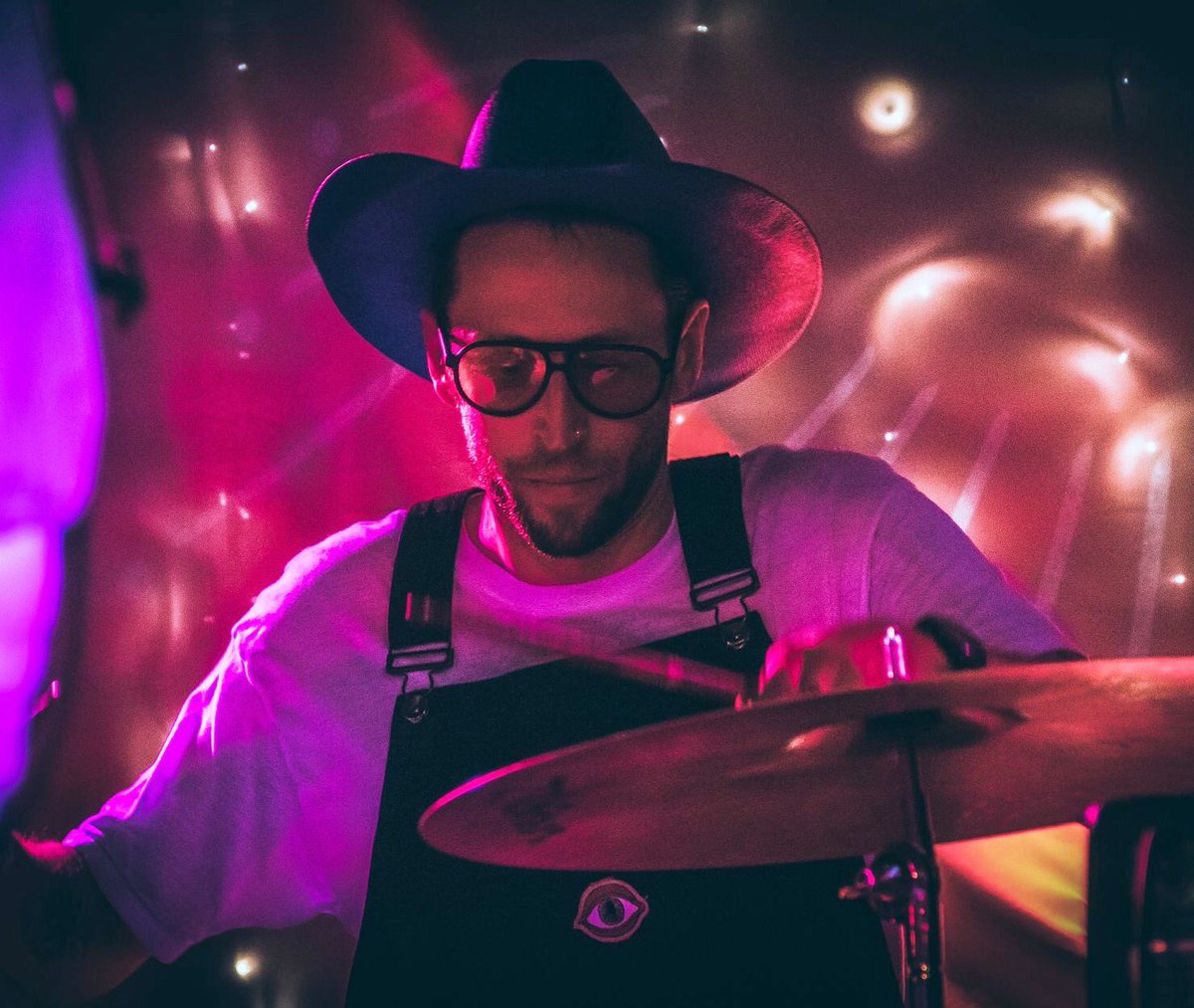 Catch us tonight at Ophelia’s alongside the lovelies Ivory Circle ans Bluebook! Doors are at 8, we go on second around 9. #dreamyAF