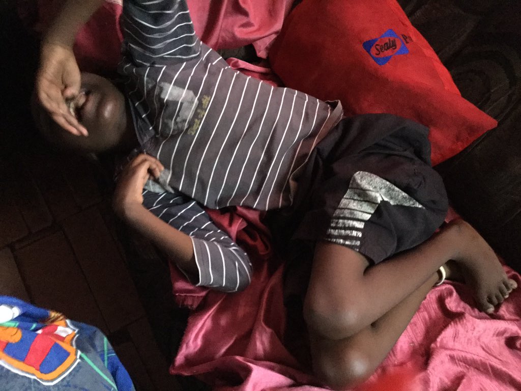 WRediscovery's tweet photo. #FeelGoodFriday
As Wellness ReDiscovery what makes us feel good is helping the needy and giving back to the community.
Meet Takura, a 15 year old boy with Cerebral Palsy.
Our team organized a wheelchair for Takura and you can see the smile on his Mum’s face as she receives it. https://t.co/h39x0RDNDa