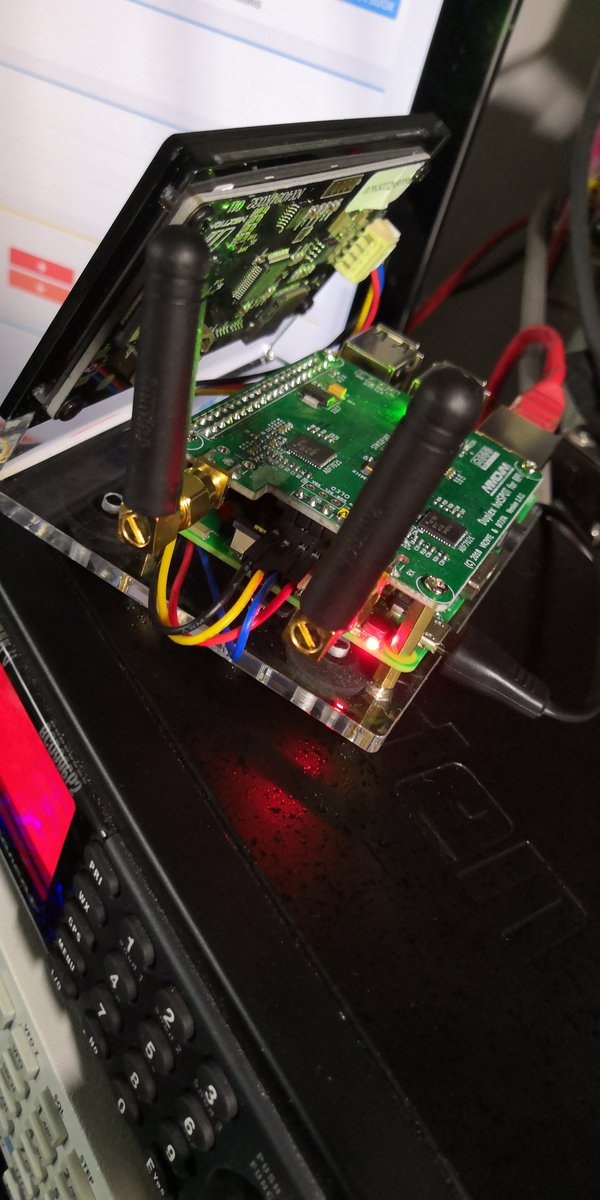 F5UOX's tweet photo. MMDVM Hotspot duplex PiStar sur Brandmeister beau travail de Xavier #F8BSY https://t.co/sGQLFeuieE