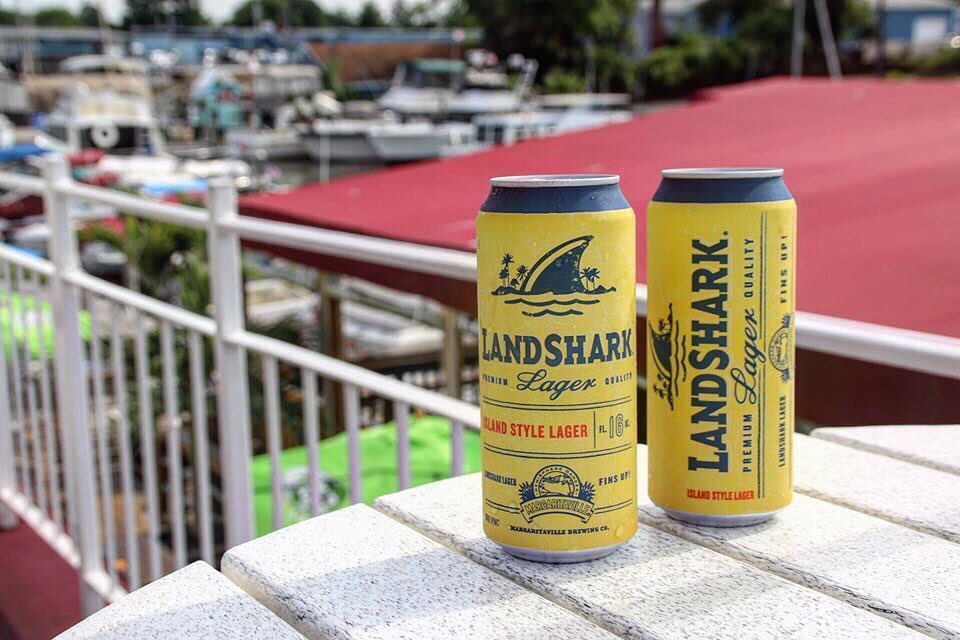 HarborCrabCo's tweet photo. Happy Hour just so much better in the warmer months!  So don't miss it tonight at Harbor Crab!  And at 7:30 pm music under our red roof with OP Effect!⠀⠀⠀
🦀🦀🦀 ⠀⠀⠀⠀⠀⠀⠀⠀⠀⠀⠀⠀
⠀⠀⠀⠀⠀⠀⠀⠀⠀⠀⠀⠀
#HarborCrab #Patchogue #PatchogueRiver #OPEffect https://t.co/ZpFkcoLgGh