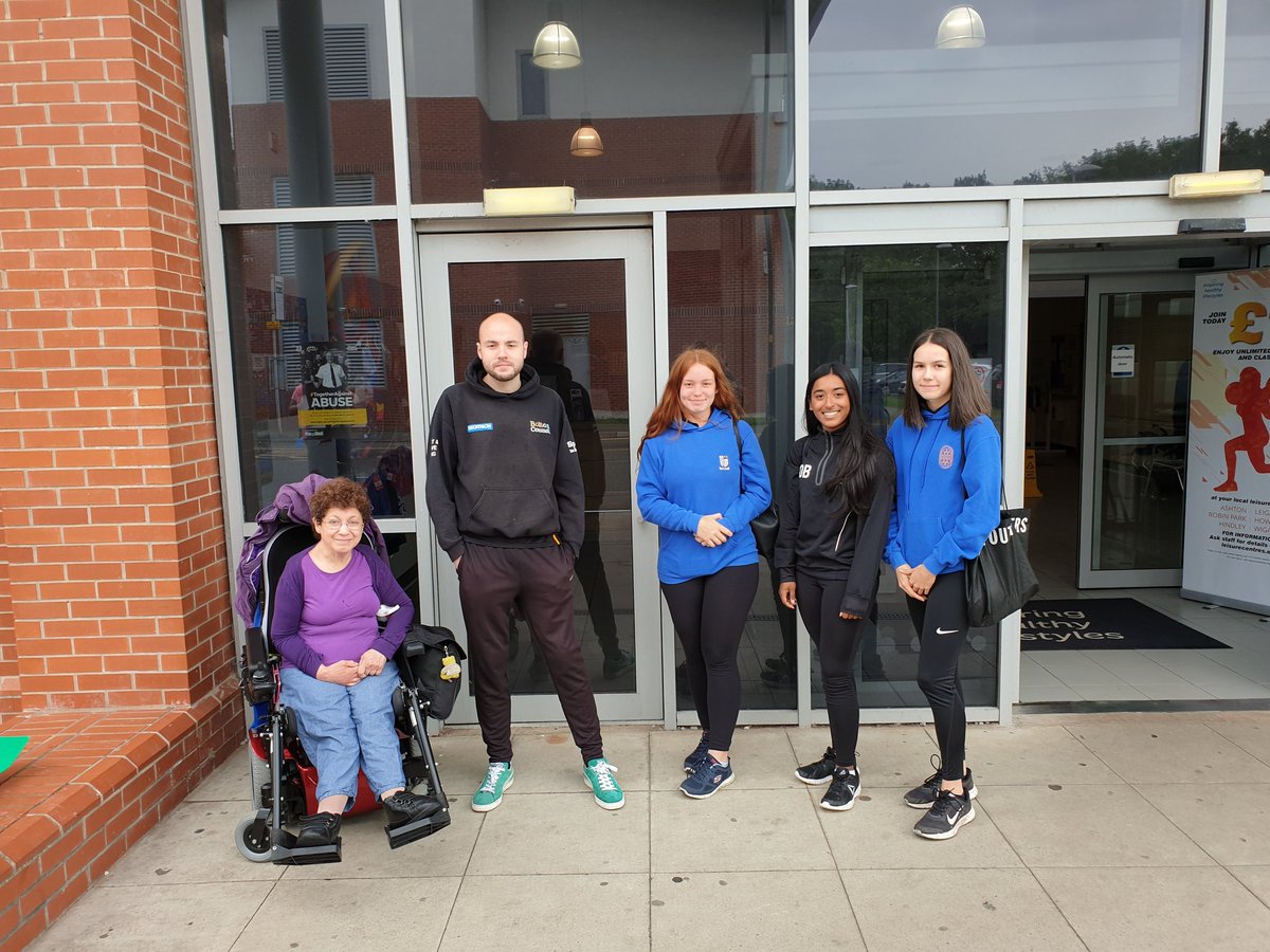 KeepBoltonMovin's tweet photo. Our brilliant #Volunteers supporting #gmschoolgames #VolunteersWeek2019  @GreaterSport @IhlWigan @boltoncouncil https://t.co/otcHOUZV2k