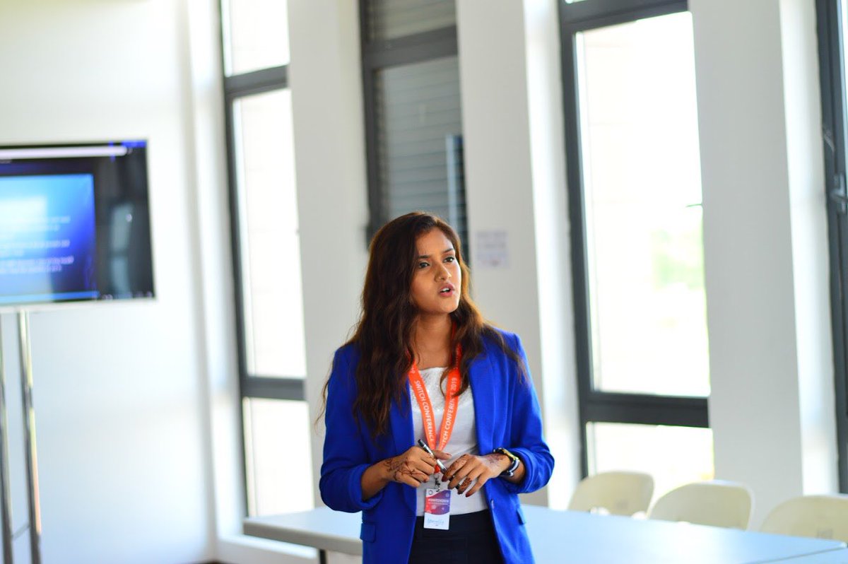 SWITCHMauritius's tweet photo. Our breakout sessions are currently happening in different rooms with different speakers holding hands-on workshops in attendees on many different technologies like #IoT, #DataScience, #AI, #AWS, etc

#SwitchConf16 #Switchlevels #Techingover https://t.co/W179M9tLWT