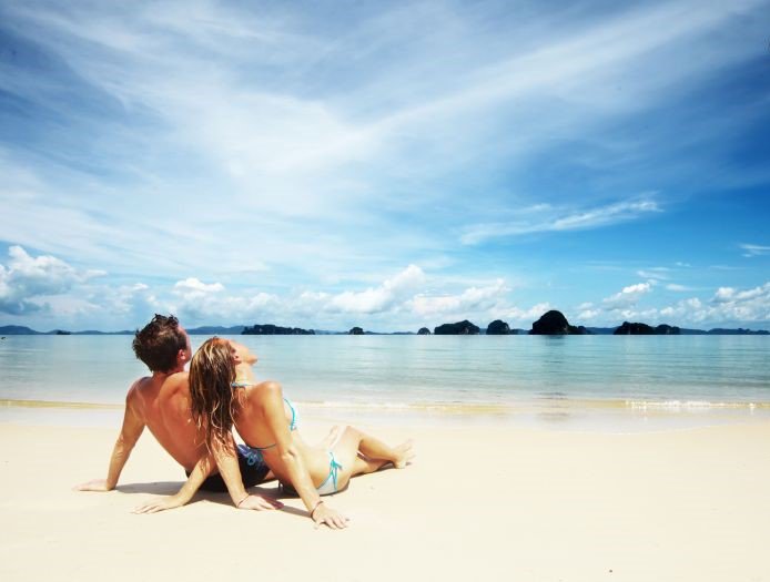 'Tis the season for a sunshine getaway! Pop into us to apply for a holiday loan! #creditunion #holidayloan #culoans