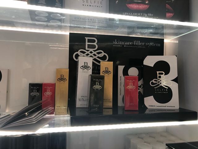 BSELFIE_'s tweet photo. ...e per tutti gli amici di #Sarnico, potete trovare la linea completa B-SELFIE da: 
Max per Gianni Loda 
via Roma, 8 - 24067 Sarnico 
☎️ 035 910192 
#bselfie #glamitaly #skincarefillersystem #bselfiepoint https://t.co/aAmwbW39DT