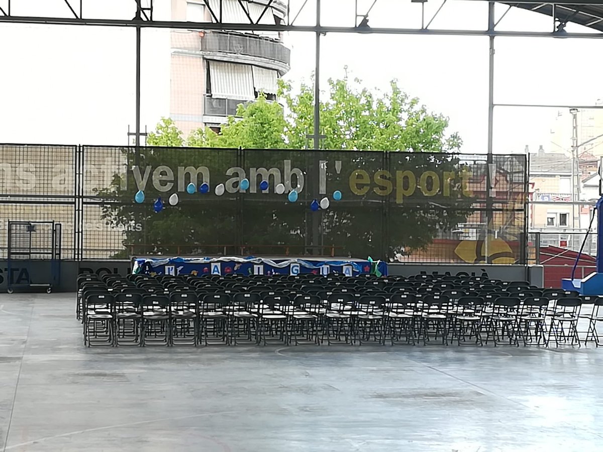 La_Immaculada's tweet photo. Preparats per fer la cloenda del projecte d'Educació Infantil!
Això no hagués estat possible sense les mares col•laboradores.
Gràcies a totes!!!
#projecteaigua @AjuntamentSVH https://t.co/jPMh7ogeUS