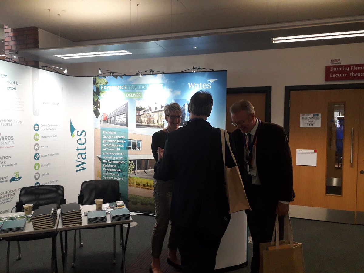 AlexLJefferson's tweet photo. @DrennanHelen working the stand at #EBDOG2019 @WatesGroup https://t.co/Hnno9lykOo