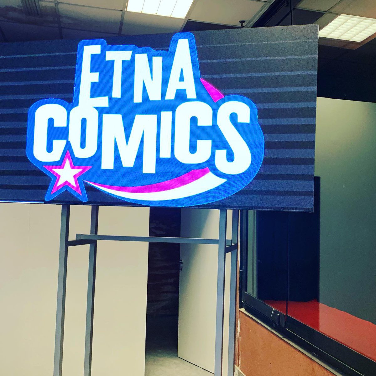 FumettiAlCubo's tweet photo. https://t.co/lNyLwlgUy0