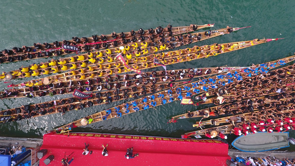 LiveinGuizhou's tweet photo. Today is China’s Dragon Boat Festival. On this day, the most representative activities would be the making of zongzi and the dragon boat race. The dragon boat race held in the ancient town of Zhenyuan, #Guizhou, was listed as China's National Intangible Cultural Heritage in 2011. https://t.co/KRABlIsZYm