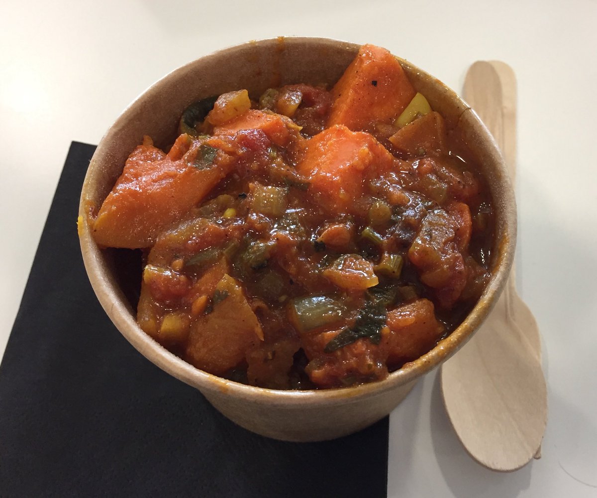 CarolynHoughton's tweet image. Fabulous butternut squash and potato curry ⁦@FrameworkLpl⁩ today! Tasty!
