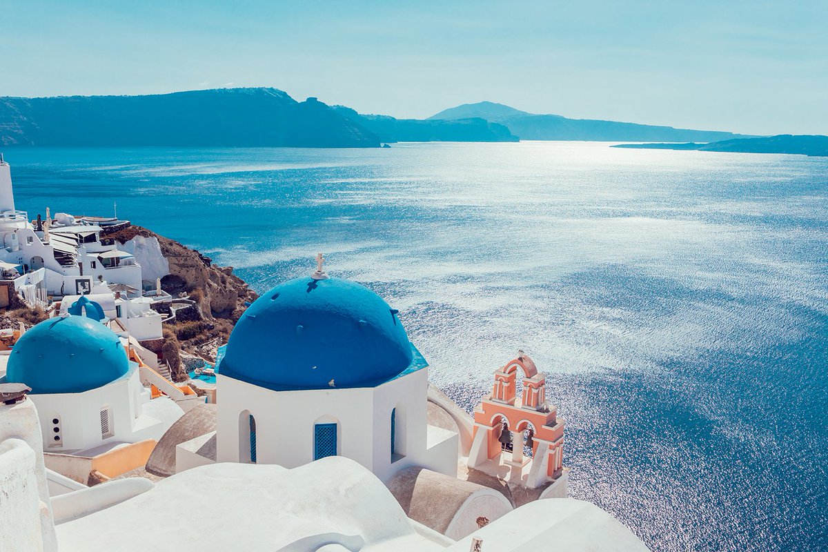 LongTravel's tweet photo. Looking for somewhere romantic to escape to with the other half? 
Discover the most romantic hotels in Italy – from pampering in a sumptuous spa to soaking up the sun on a luxury hotel terrace, Long Travel has your romantic holidays sorted.
https://t.co/GgAQo3XRps https://t.co/pa6J6qCxIf