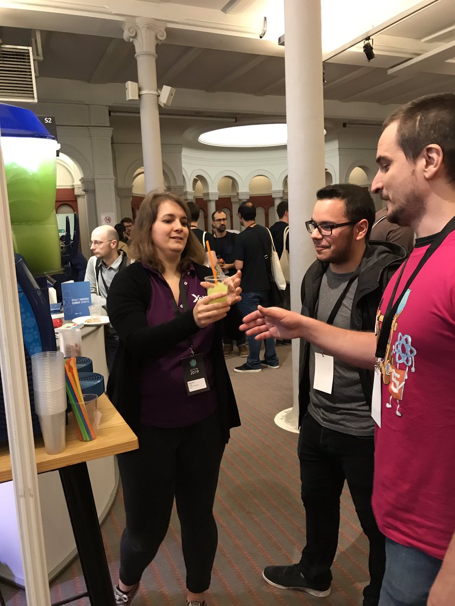 PubSapientEng's tweet photo. Envie d’un dessert ou d’un rafraîchissement ? On vous propose un granite pour repartir pour l’après midi ! #BestofWeb https://t.co/9CqALmLzph