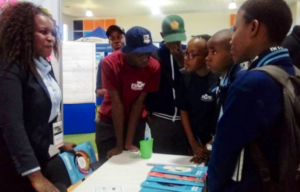 joannatclark's tweet photo. A few photos from my colleagues in Botswana & Malaysia this week of pupils on the programmes we support. Makes me really appreciate all the wonderful work @_AccessEd does worldwide ๐บ #fairaccess #CTGScholars #BWScholars #AccessEdTraining https://t.co/9soXemoaob