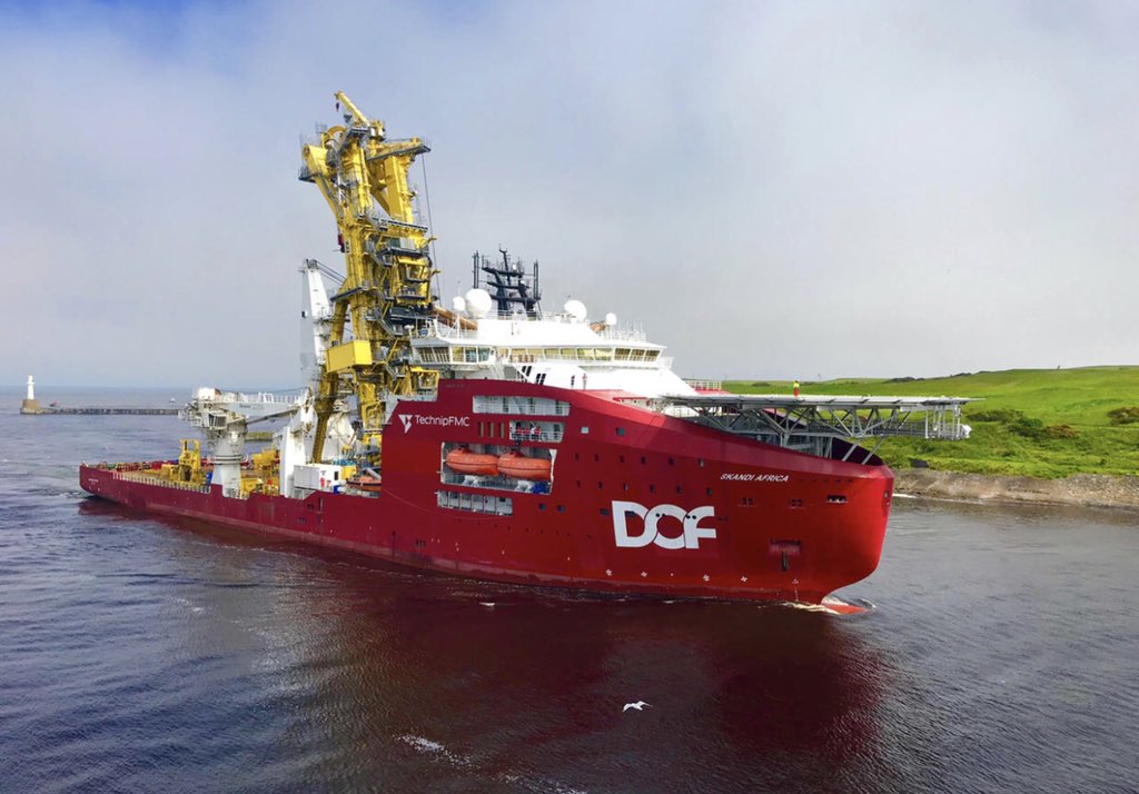 Harry__Knox's tweet photo. The Skandi Africa coming into Aberdeen. What a ship. #ShipsinPics #shipping #Maritime #Offshore https://t.co/LiegMVhj4k