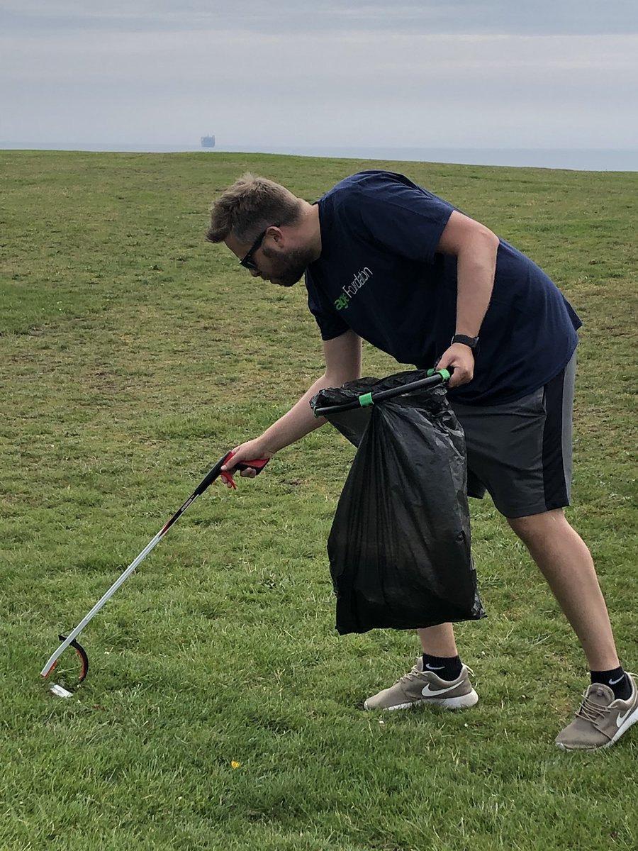 sarahalderson__'s tweet photo. Amazing to get 5 days per year to give back to the community @sagefoundation @sagegroupplc #volunteering #WorldOceanDay #LifeAtSage @Huezy1981 @JoCu1982 #sagefoundation https://t.co/OpgcCcpKRy