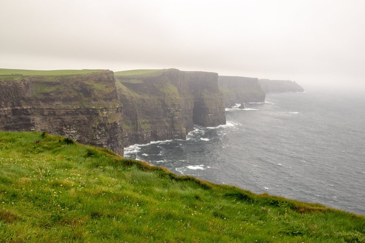 Heel wat maanden heb ik toegeleefd naar de afgelopen week: de Toonderreis naar Ierland. En ik heb ervan genoten! Lees mijn terugblik op een prachtreis in mijn jongste ToonderMail:
preview.mailerlite.com/r1e4z1

(Inschrijven voor mijn ToonderMail kan hier: klaasdriebergen.nl/inschrijven-to…)