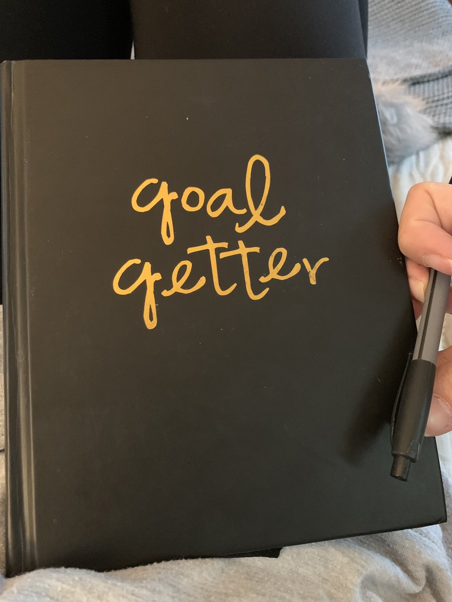 Mschroeder6's tweet photo. How do you start your mornings? I attend a class at @myblueskyyoga every day &amp; then follow up w/a quick reflective activity to set the tone for the day. It makes a huge impact on my mindset! I use the @HUMANeX_DIJ and @shawnachor’s Happiness Advantage to inspire me. #112Leads https://t.co/GW2OM3rcuw