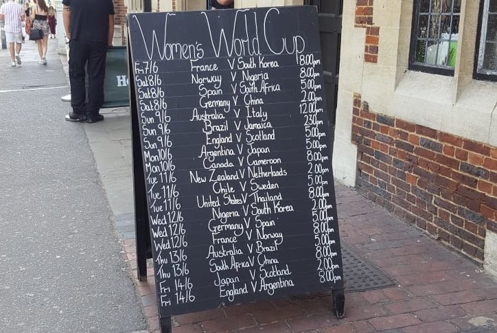 TomJGarry's tweet photo. Women's football fans, how often do you see this in the UK?
I'm told it is outside @kingandqueenpub in Brighton, listing all the games they'll be showing. Fair play! #FIFAWWC https://t.co/YXD5XijzwN