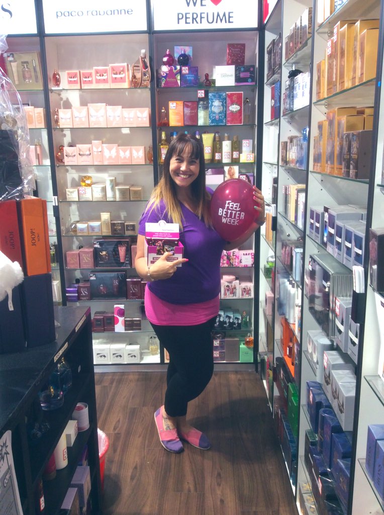 TPSwolves's tweet photo. Pop in our shop today and purchase a LGFB bracelet for just £2 and make some one smile support this brilliant charity #FeelBetterWeek #FBW #DoGoodFeelGood @TPSwolves @ManderCentre @TPSPeople @mariaskitt https://t.co/4GhdEEImu1