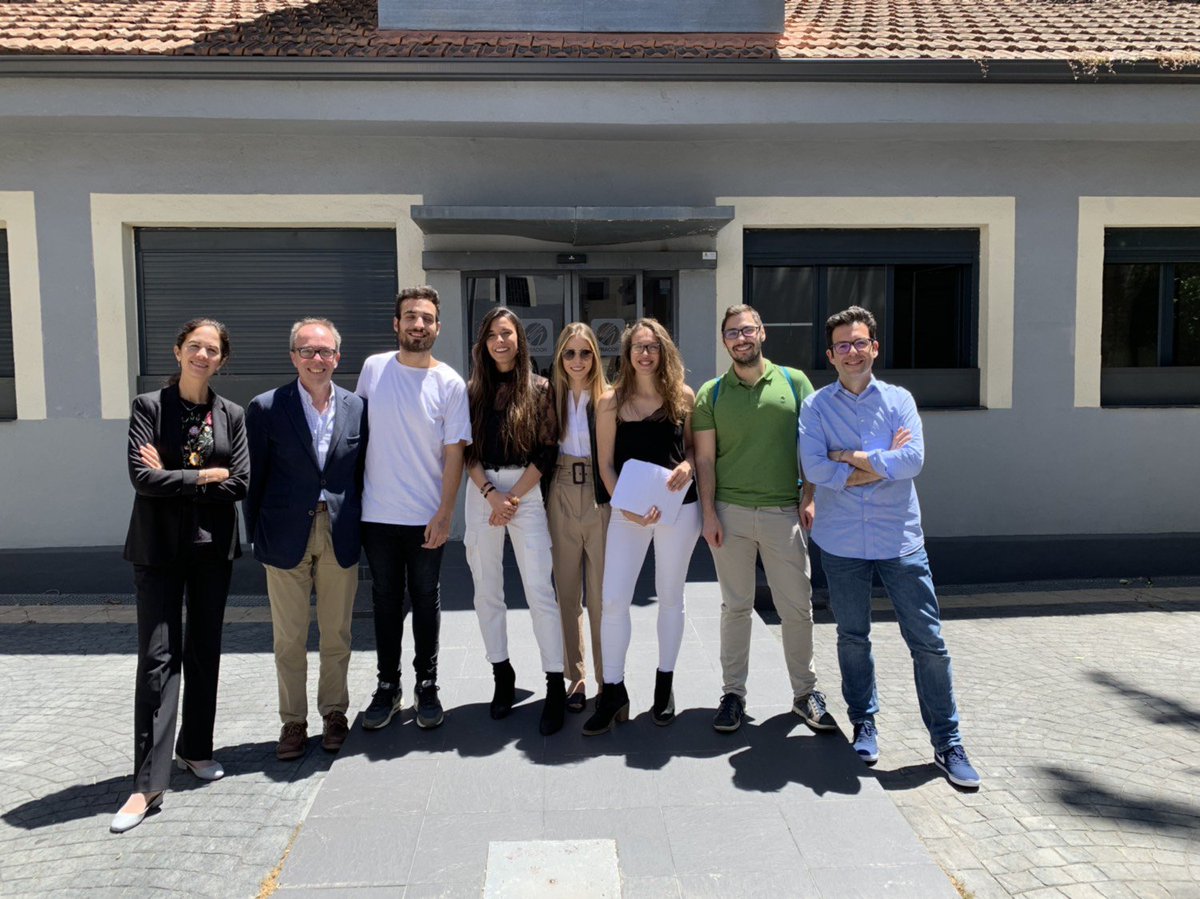 Hoy hemos tenido la gran suerte de asistir a la presentación del plan digital de nuestra agencia, realizado por los alumnos de #máster en #ComunicaciónCorporativa de <a href="/tracor/">Instituto Tracor</a> 
¡Enhorabuena por vuestro trabajo y dedicación! 🙂