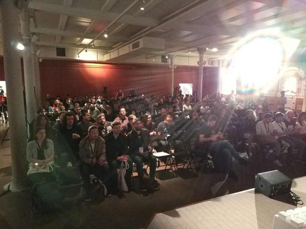 le_mulot's tweet photo. Ya du monde ! #briqueparbrique  @bestofwebconf #BestOfWeb https://t.co/0nsanzDLbb