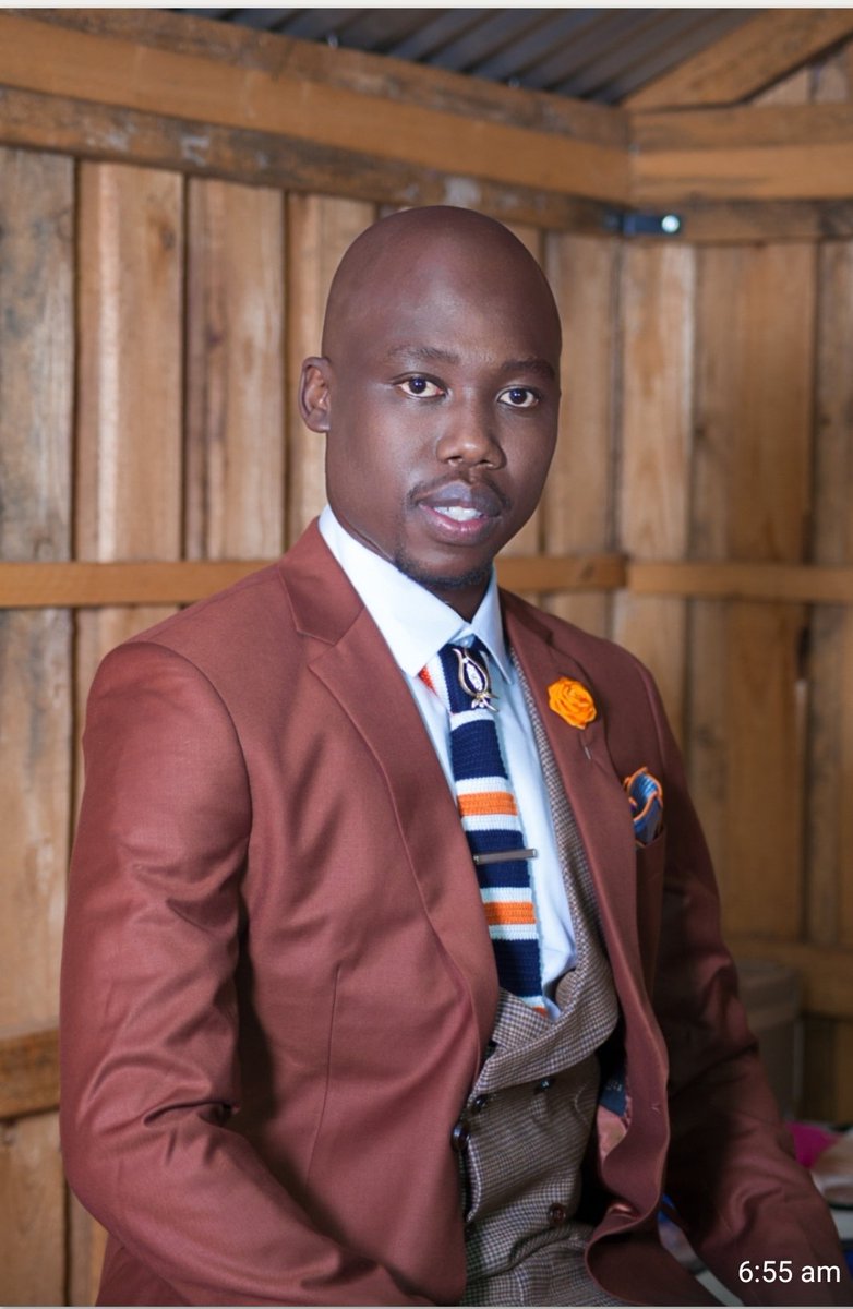 MphoManyaapelo's tweet image. We speak to Letlhogonolo Modise, a song writer &amp;amp; singer on #TheUrbanDrive on @northwestfm898 with @DMOS_SA @mphogaletshitse n on our Sports desk is @VillagePrincezz #DevelopingArts #HappyFriday