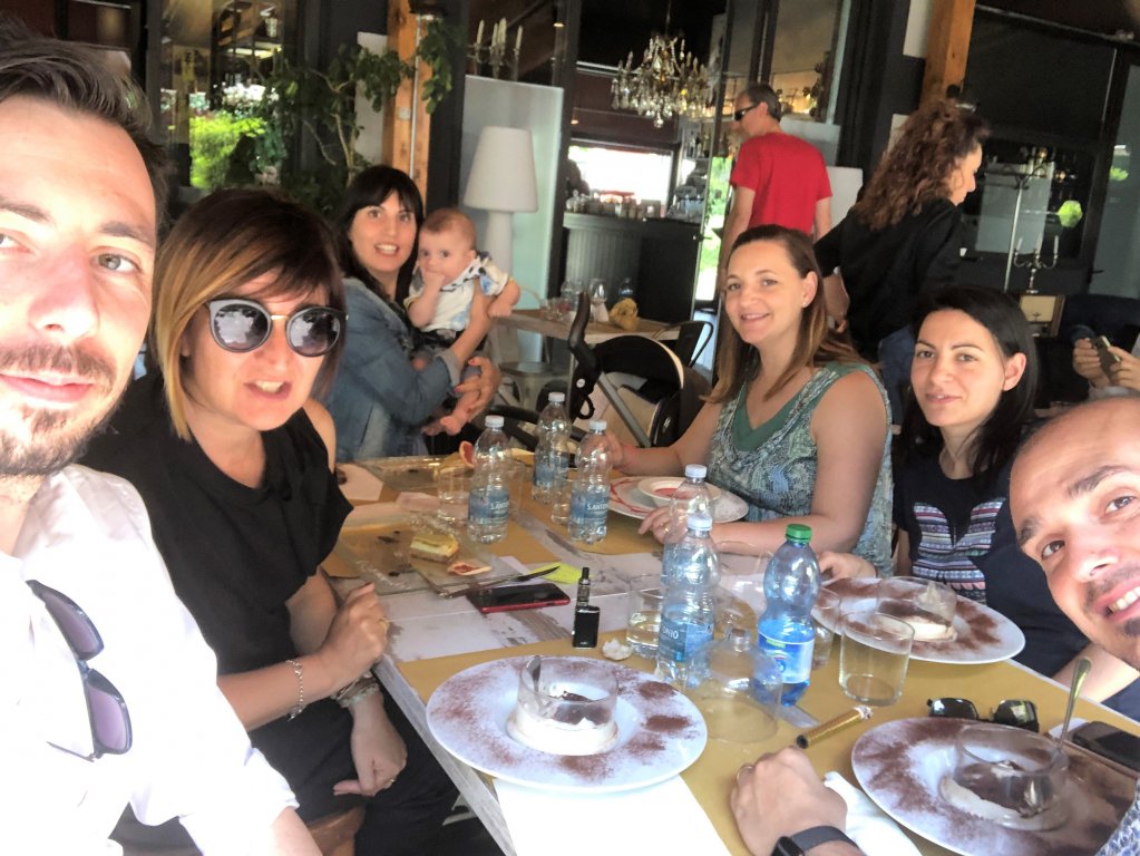 Fare l’agente immobiliare non è per nulla stressante. Lo dice Aldo Villa, 39 anni.

Tanti auguri al nostro grande Aldo!