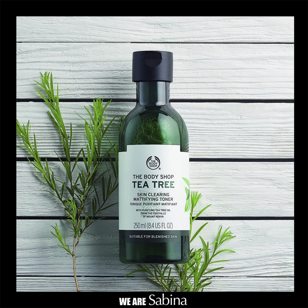 Nuestro compromiso con el Medio Ambiente ya está presente también en la tienda de Triana... ¿y el tuyo? 🌱🌿
Ven a conocer los productos de THE BODY SHOP, elaborados con ingredientes naturales, que se adecuan a clientes comprometidos. #WeAreSabina #YAenTriana #TheBodyShop