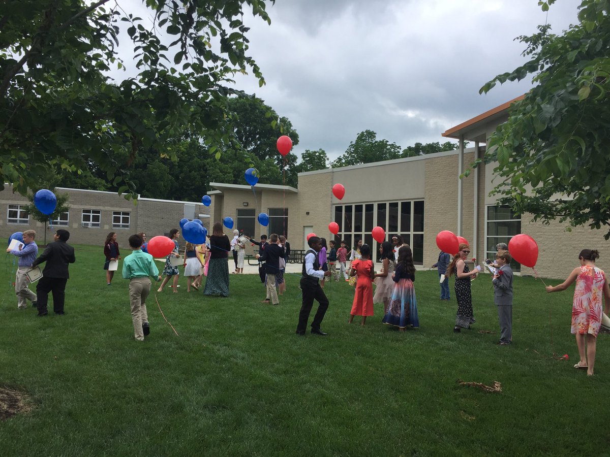 ClearyElizabeth's tweet photo. MVS Lower school celebrates at the end of closing exercises. Welcome rising 6th graders to Middle School! https://t.co/7pcfs36yAQ