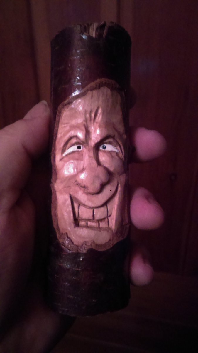 AngusGraybush's tweet photo. The country store down the road is "very interested" selling my carvings and walking sticks. I have to put together a portfolio and stop by this weekend. I need to set up shop fast. We have a lot of work..  no. Not work. Fun. Lots of fun to do! #PositiveLifeChanges https://t.co/jA4g3EjtjW