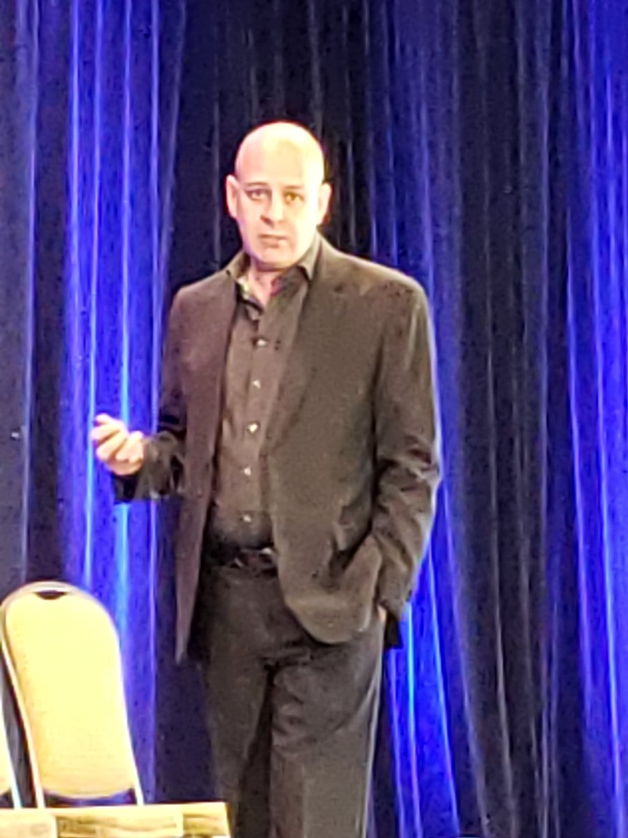 lovetolearnCA's tweet photo. "We must enable our students to be fleet of foot. Drop the fear, let go of the boundaries, embrace change and be fearless. Teaching what WE learned is not enough to prepare students for a brave new world." @NelsonSteveB @CCDFFCDC @theNSCDA #NSCDA2019 https://t.co/okkbxhJfKn