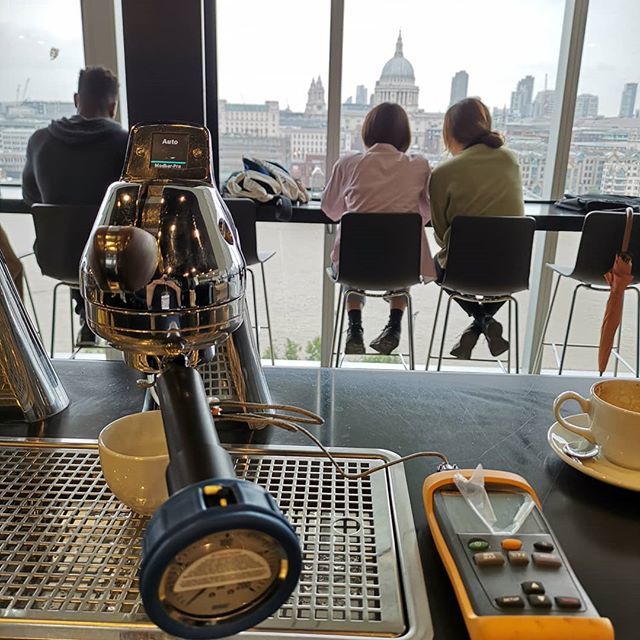 EspressoFixUK's tweet image. Scace testing the Modbars at Tate Modern 👍
#scace #modbar #temperaturestability #pressureprofiling #espressotech #coffeetech bit.ly/31gh9dJ