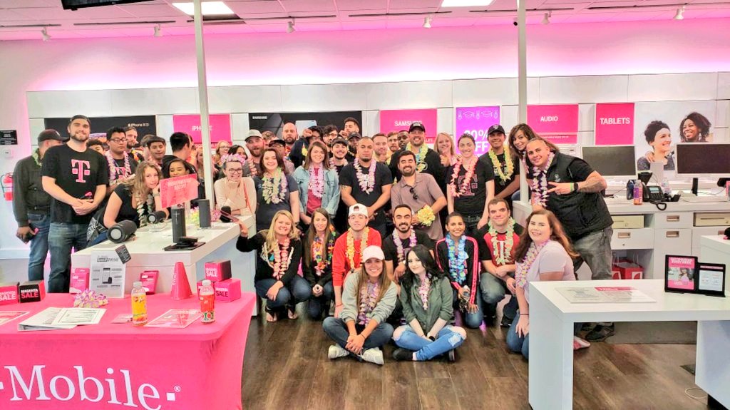 Thank you <a href="/WirelessVision/">Wireless Vision</a> <a href="/TMobile/">T-Mobile</a>  Colorado Crew for a great week!  Totally stoked to be working along the side of these great leaders <a href="/gnugent28/">Gareth Nugent</a> <a href="/Chris_Talley/">Chris Talley</a> <a href="/_Bryanthony/">Bryan lara</a> <a href="/bryce_coffin/">Bryce Coffin</a> @THEE_ROC #WVCOisyhePlacetoBe