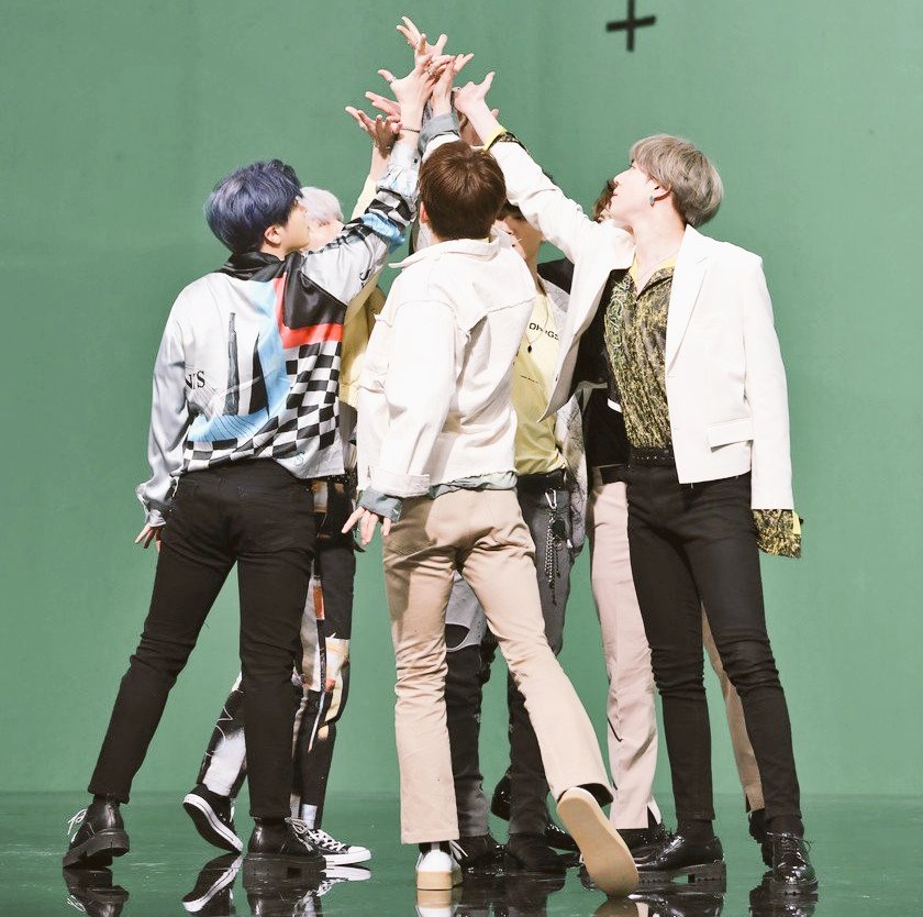 kirinnn333's tweet photo. いぇーい🏆🏆🏆🏆
#Eclipse4thWin https://t.co/1qFiq06YVd