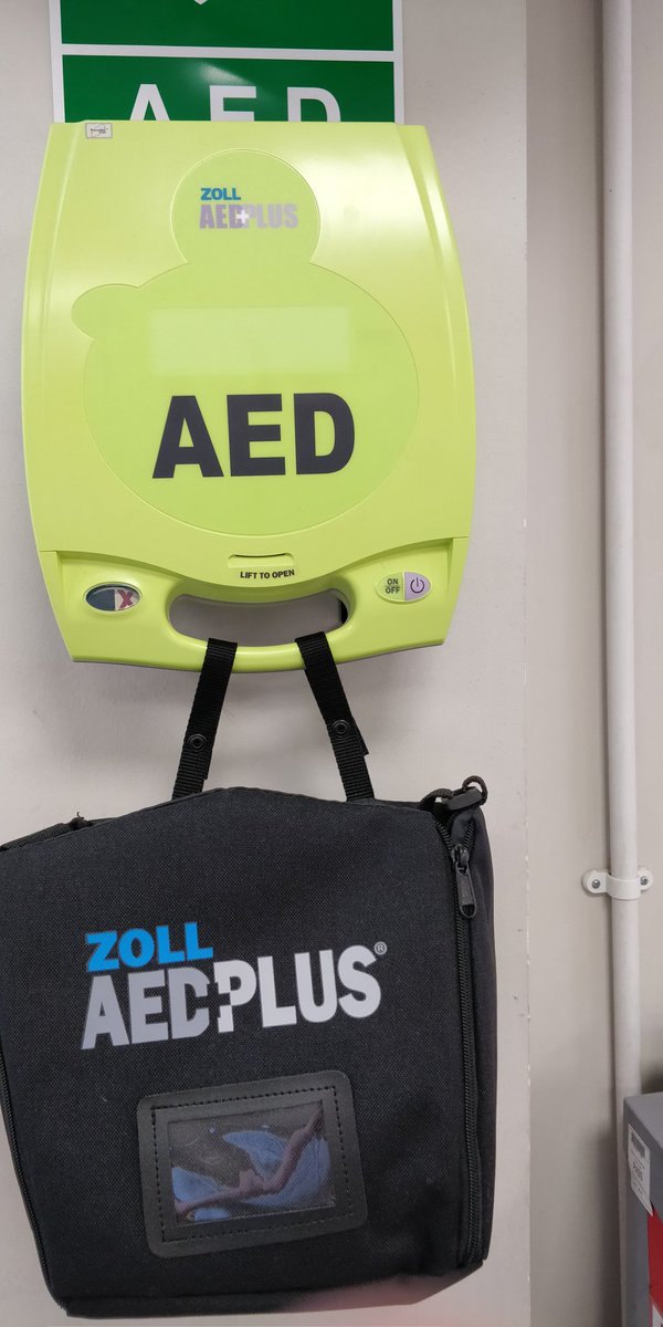 Kernow95's tweet photo. @Tesco @BBCLookEast @EastEnglandAmb @MarkGlennMurphy @lesleydolphin  You may be interested in the above with TWO defibs in Bury St Edmunds @Tesco stores not being ready for use, have been like this for a few weeks.  (Please see my earlier tweets too!) https://t.co/KXs13tJtKE
