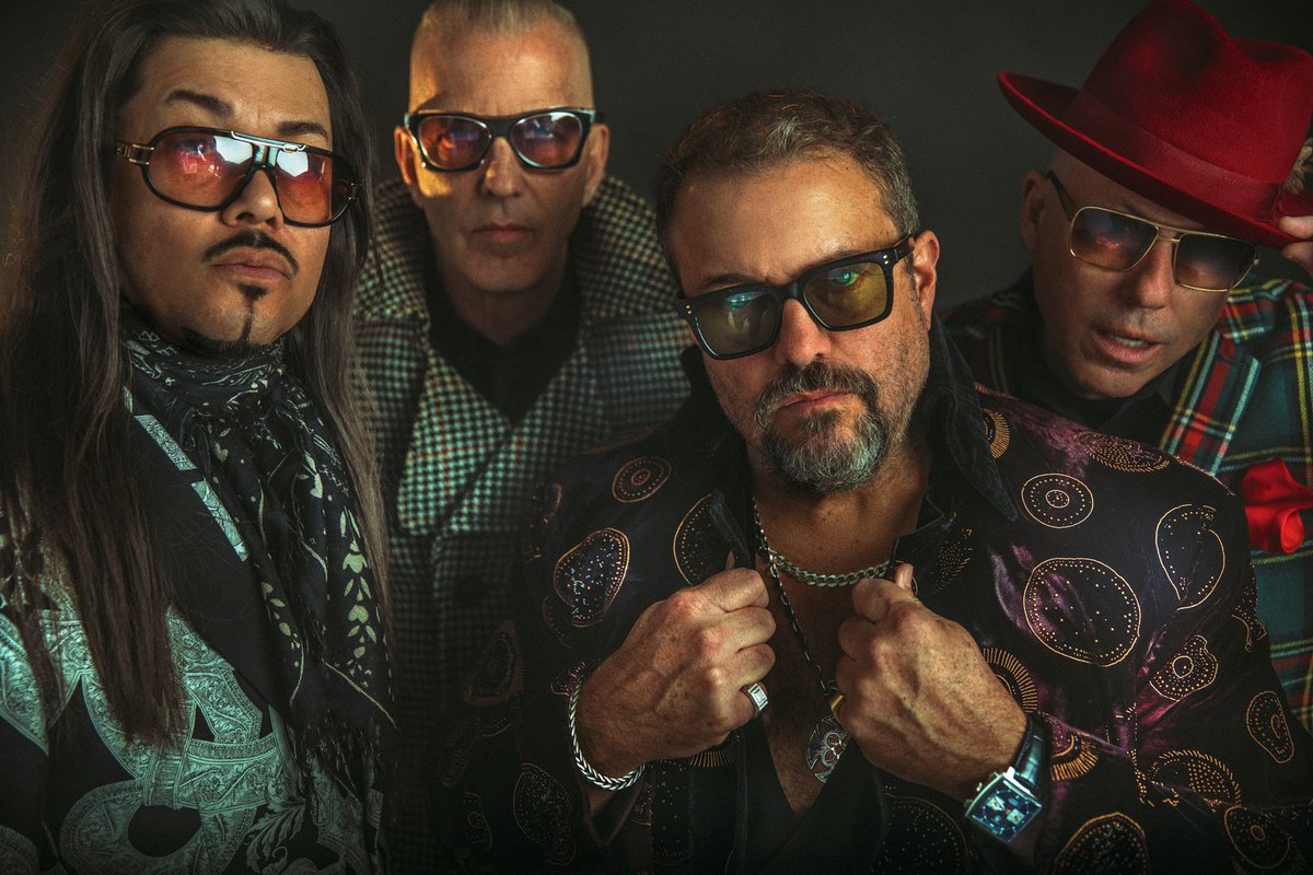 ON SALE NOW! The <a href="/MavericksMusic/">The Mavericks</a> 30th World Tour on Saturday, September 7th. Get your tickets &amp; VIP packages NOW at bit.ly/statlermavs